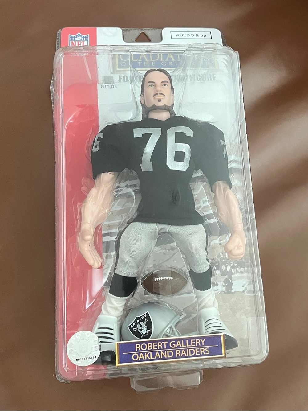 Vintage NFL Oakland Raiders action figure Robert Gallery NEW
